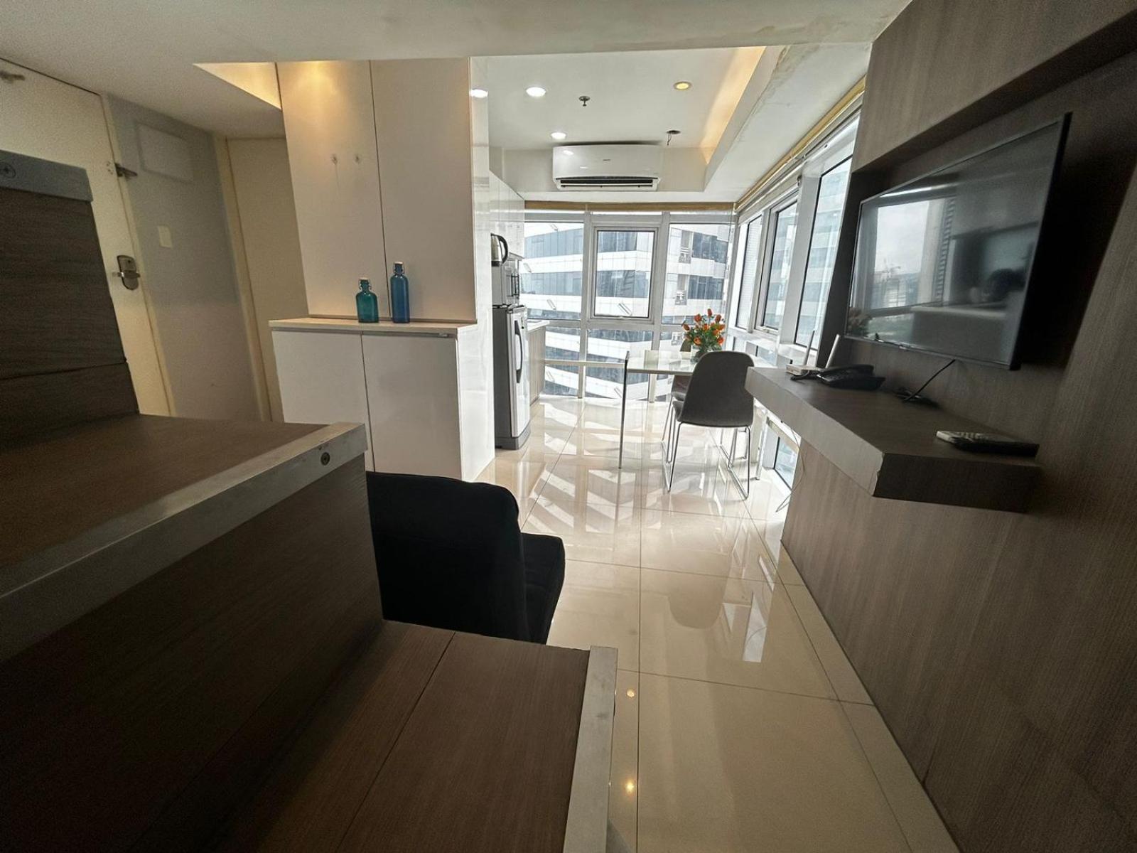Oasis Regency @ Fort Victoria Bgc 따구익 외부 사진